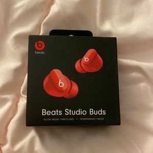 Red beats studio buds